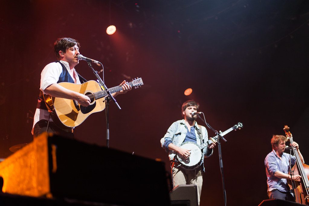Mumford and Sons (14 of 15).jpg