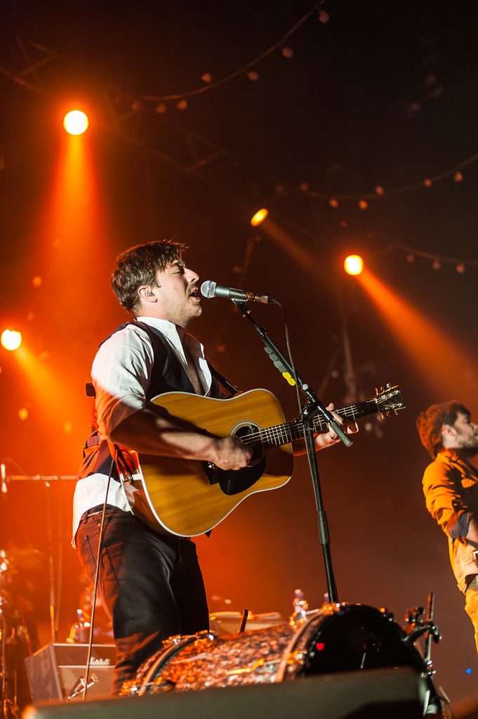 Mumford and Sons (6 of 15).jpg